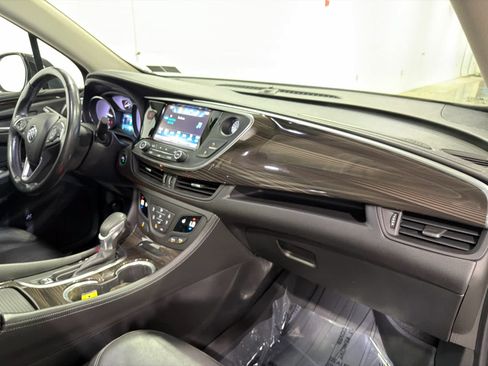 Used 2020 Buick Envision Essence AWD/4WD image 27