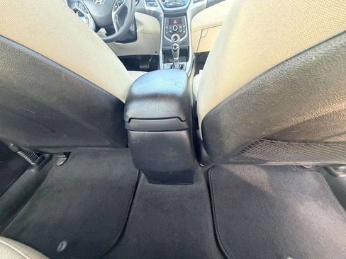 Used 2016 Hyundai Elantra SE w/ Option Group 02 image 23