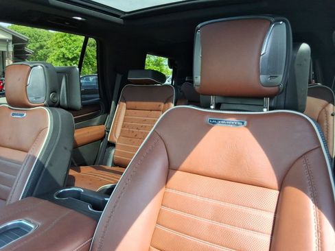 Certified 2023 GMC Yukon Denali Ultimate AWD/4WD image 25