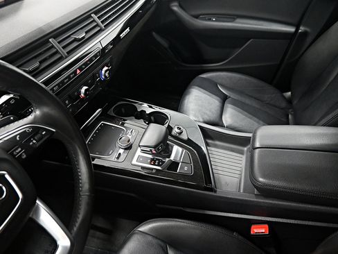 Used 2019 Audi Q7 3.0T Premium Plus AWD/4WD image 20