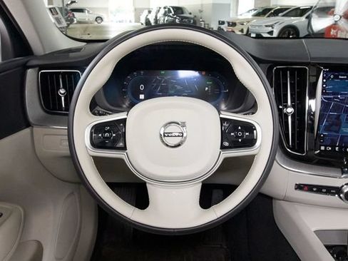 Used 2025 Volvo XC60 T8 Plus w/ Protection Package Premier AWD/4WD image 9