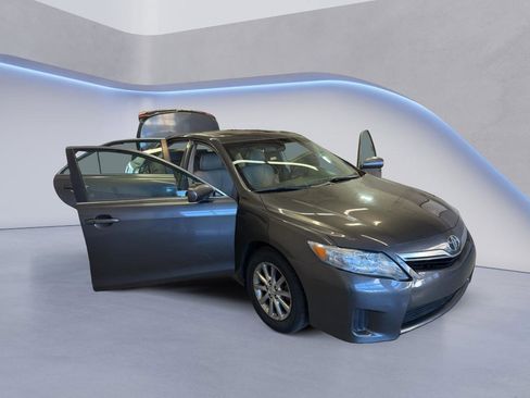 Used 2010 Toyota Camry Hybrid image 8