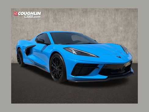 Used 2025 Chevrolet Corvette Stingray Preferred Cpe RWD image 1