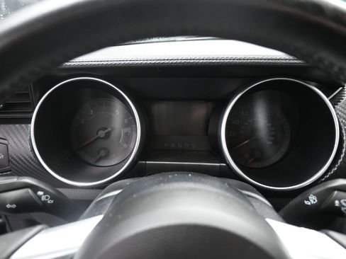 Used 2018 Ford Mustang Coupe image 14