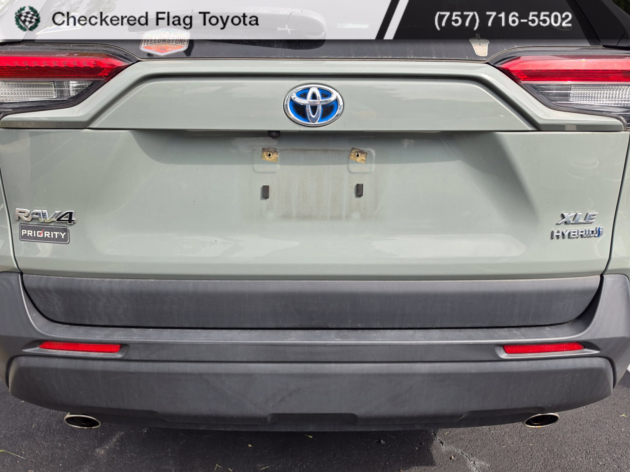 Used 2021 Toyota RAV4 XLE w/ Convenience Package AWD/4WD image 7
