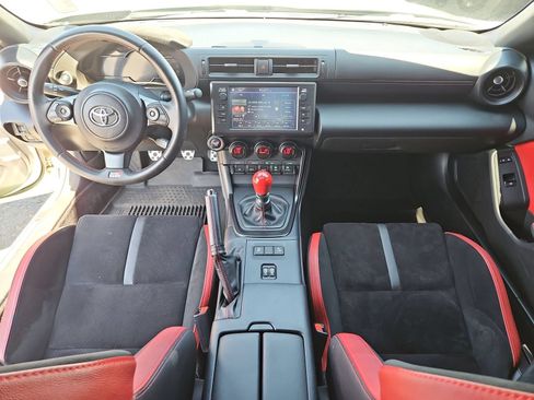 Used 2024 Toyota GR86 TRUENO Edition RWD image 24