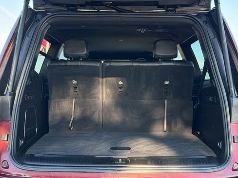 Used 2024 Jeep Wagoneer Series II w/ Flexible Seating Group RWD image 27