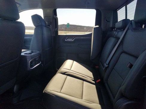 New 2026 GMC Sierra 1500 SLT AWD/4WD image 10