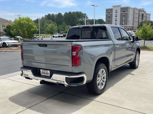 Used 2023 Chevrolet Silverado 1500 LTZ AWD/4WD image 7