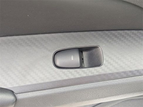 Used 2024 Nissan Altima 2.5 SV image 24