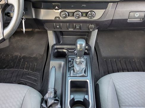 Used 2020 Toyota Tacoma SR w/ SR Convenience Package image 18