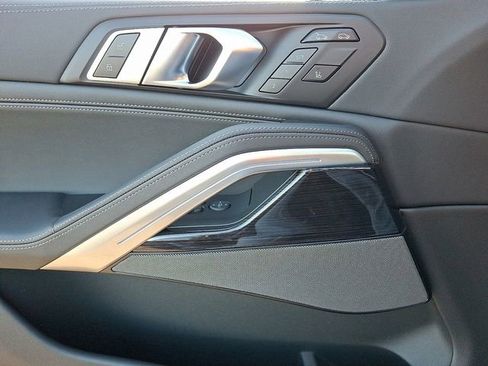 New 2026 BMW X6 xDrive40i w/ Climate Comfort Package image 13