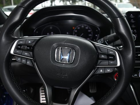 Used 2022 Honda Accord Sport image 12