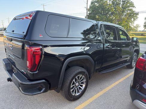 Used 2021 GMC Sierra 1500 AT4 AWD/4WD image 3