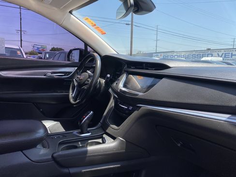 Used 2019 Cadillac XT5 Premium Luxury FWD image 28