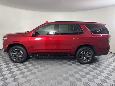 Certified 2024 Chevrolet Tahoe Z71 w/ Luxury Package image 6