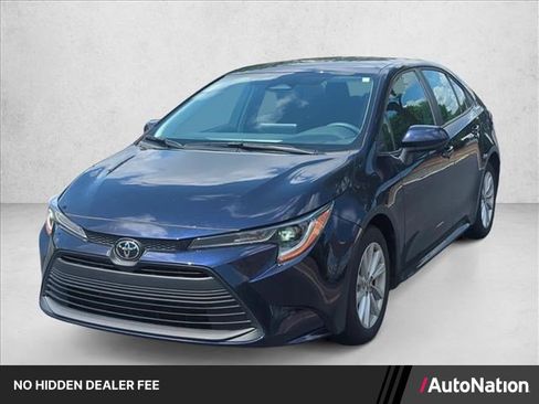 Certified 2024 Toyota Corolla LE w/ LE Convenience Package FWD image 1