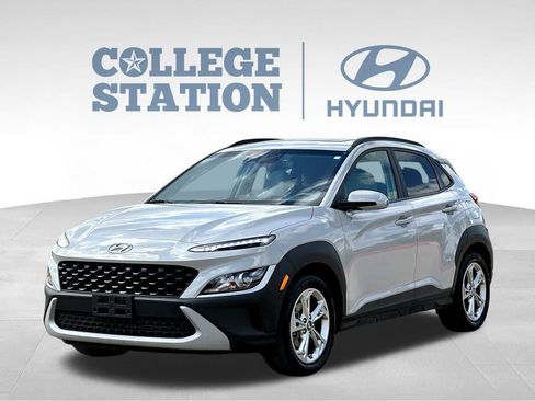 Used 2023 Hyundai Kona SEL w/ Convenience Package image 6