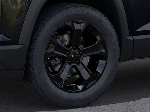 New 2026 Chevrolet Equinox LT w/ Convenience Package II AWD/4WD image 9