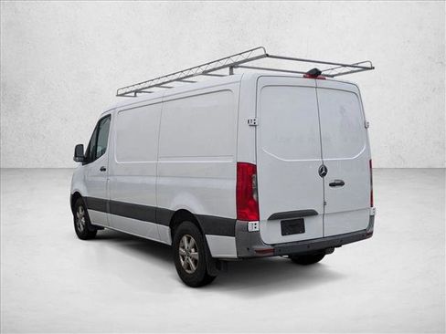 Used 2021 Mercedes-Benz Sprinter 2500 image 7