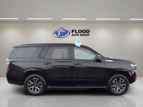 Used 2021 Chevrolet Tahoe Z71 w/ Z71 Signature Package image 3