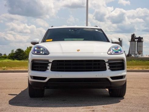 Used 2020 Porsche Cayenne AWD/4WD image 2