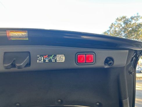 Used 2023 Mercedes-Benz E 350 Sedan w/ Premium Package image 35