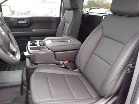 New 2025 Chevrolet Silverado 1500 W/T w/ WT Safety Package image 9