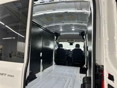 Used 2020 Ford Transit 250 Medium Roof w/ Interior Upgrade Package RWD image 25