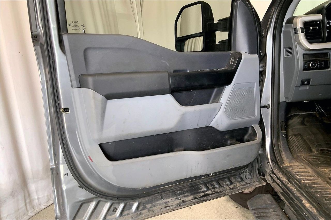 Used 2025 Ford F350 XL AWD/4WD image 21
