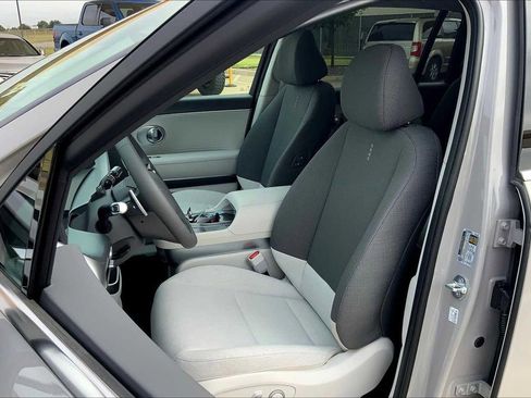 New 2026 Hyundai Ioniq 9 SE image 7