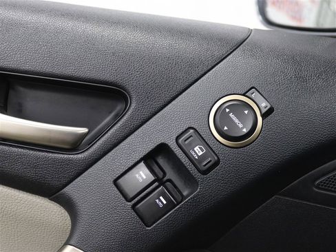 Used 2016 Hyundai Genesis 3.8 image 30