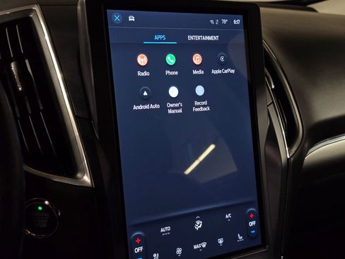 Used 2022 Ford Edge Titanium image 29