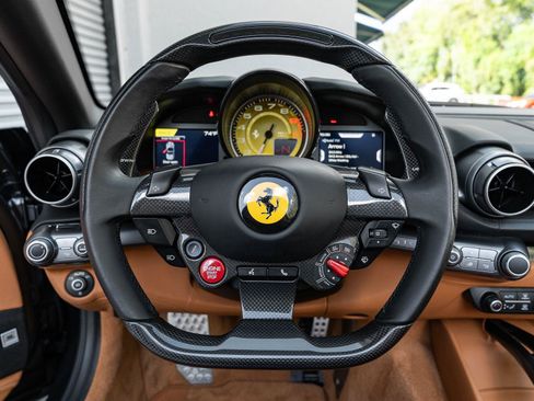 Used 2022 Ferrari 812 GTS RWD image 6