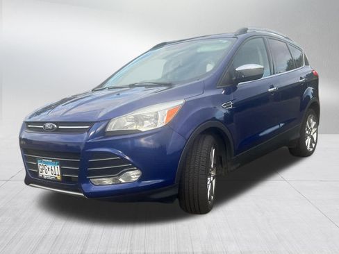 Used 2015 Ford Escape SE w/ SE Chrome Package AWD/4WD image 3