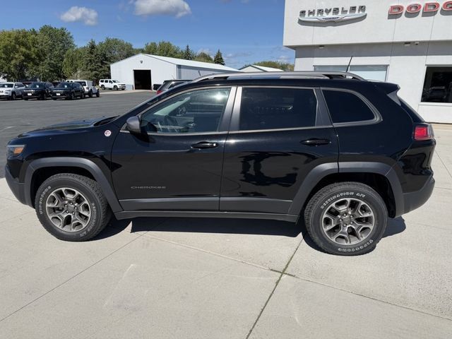Used 2020 Jeep Cherokee Trailhawk w/ Comfort/Convenience Group AWD/4WD image 5