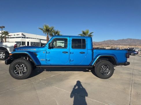 New 2026 Jeep Gladiator Mojave image 2