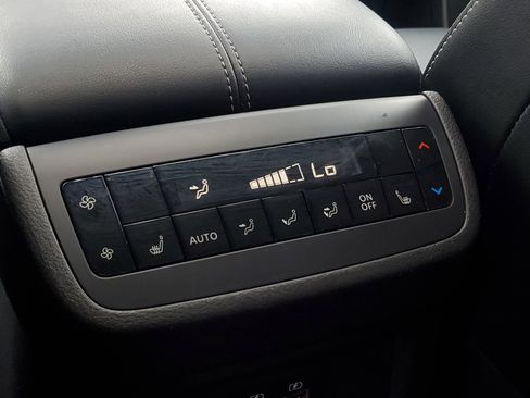 Used 2023 Nissan Pathfinder SL w/ SL Premium Package FWD image 19
