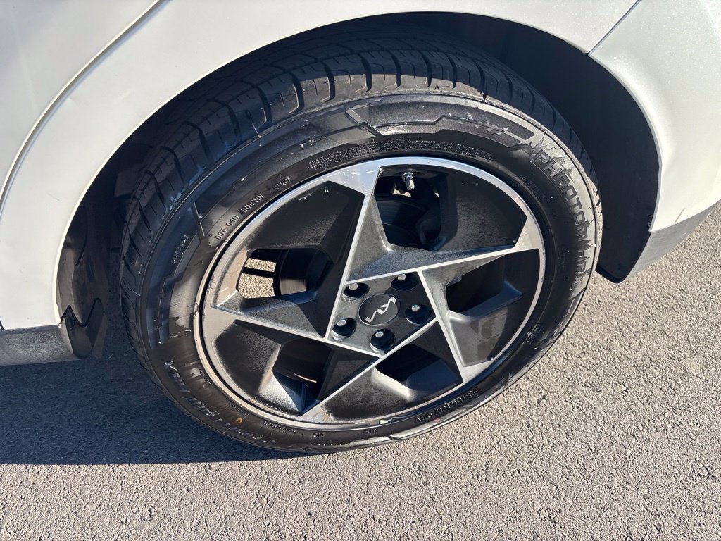 Certified 2023 Kia Soul EX FWD image 24