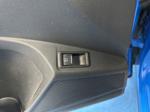 Used 2024 Volkswagen Taos SE image 26