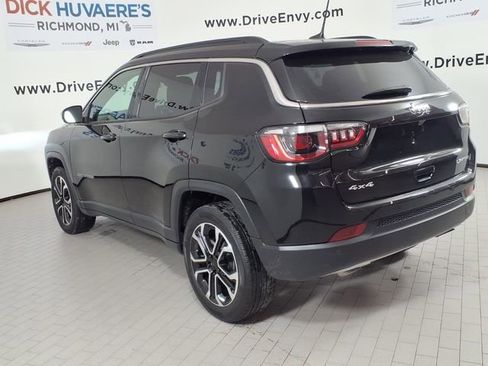 Used 2023 Jeep Compass Limited AWD/4WD image 6
