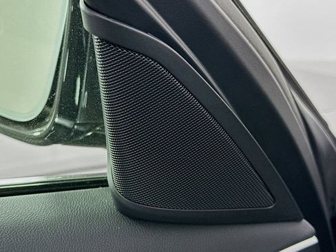 Used 2020 BMW 530e w/ Convenience Package image 19