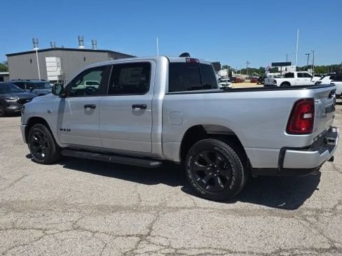 New 2026 RAM 1500 Express AWD/4WD image 7
