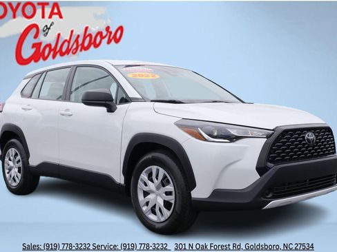 Used 2022 Toyota Corolla Cross L image 1