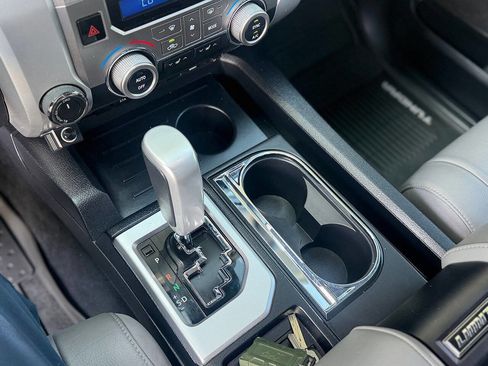 Used 2021 Toyota Tundra Limited w/ Limited Premium Package image 18