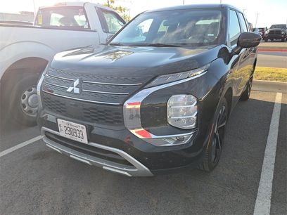 Used 2024 Mitsubishi Outlander SE