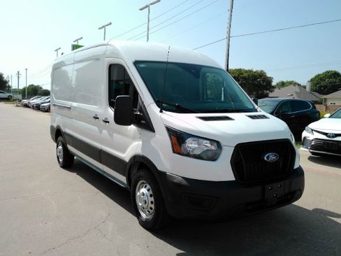 Used 2023 Ford Transit 250 Medium Roof AWD image 4