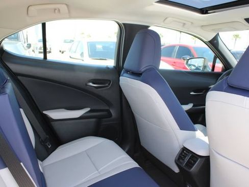 Certified 2025 Lexus UX 300h FWD image 7