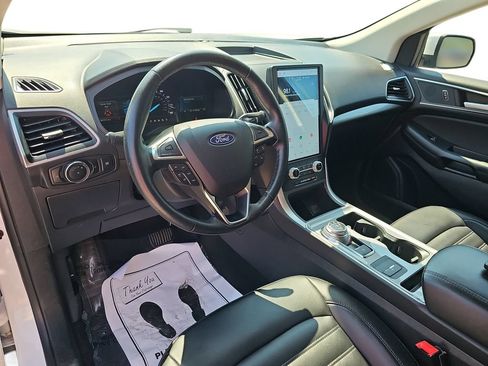 Used 2024 Ford Edge SEL AWD/4WD image 16