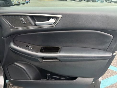 Used 2015 Ford Edge SEL w/ Equipment Group 201A image 19